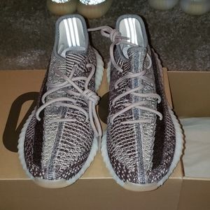 Yeezy 350 boost "ZYON"